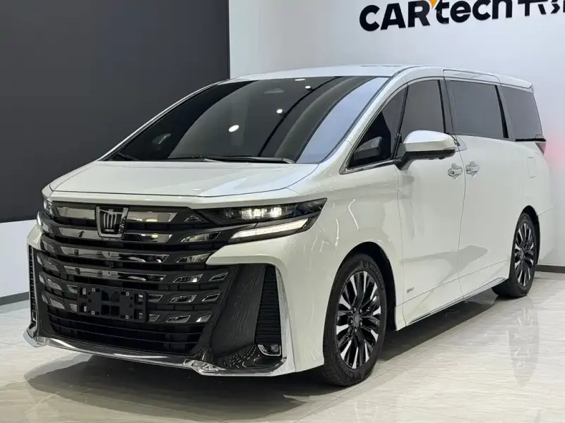 Toyota Vellfire, 2023