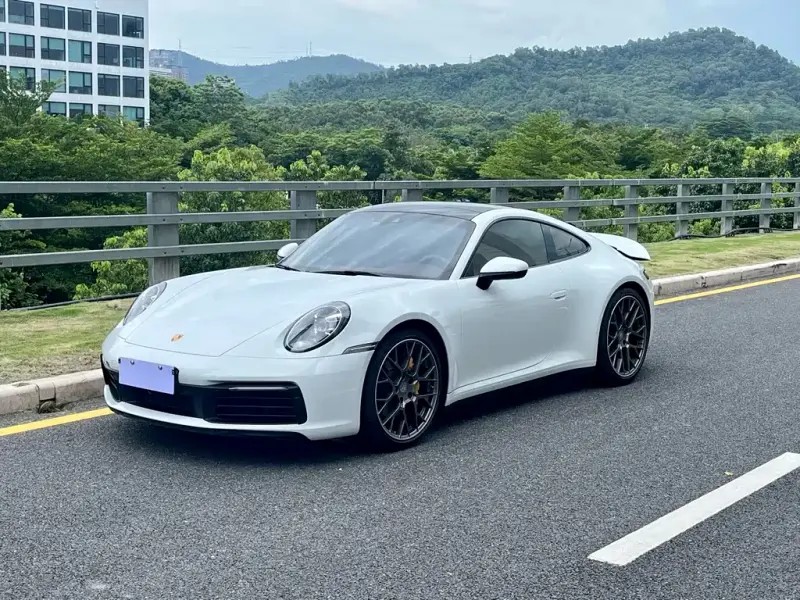Porsche 911, 2021