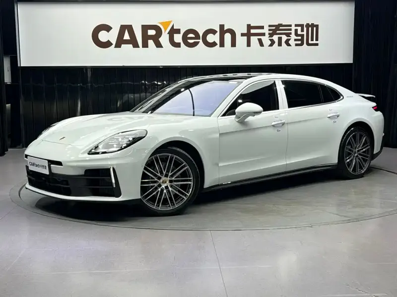 Porsche Panamera, 2024