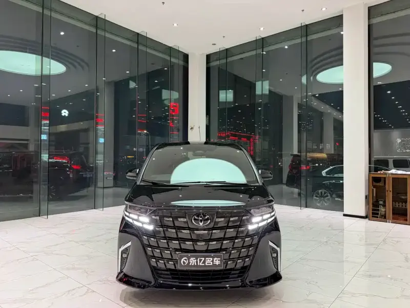Toyota Alphard, 2025