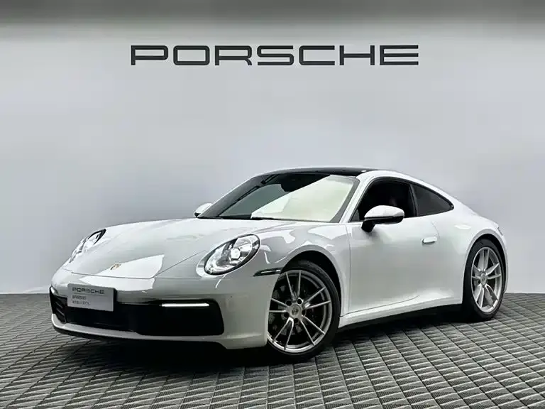 Porsche 911, 2024