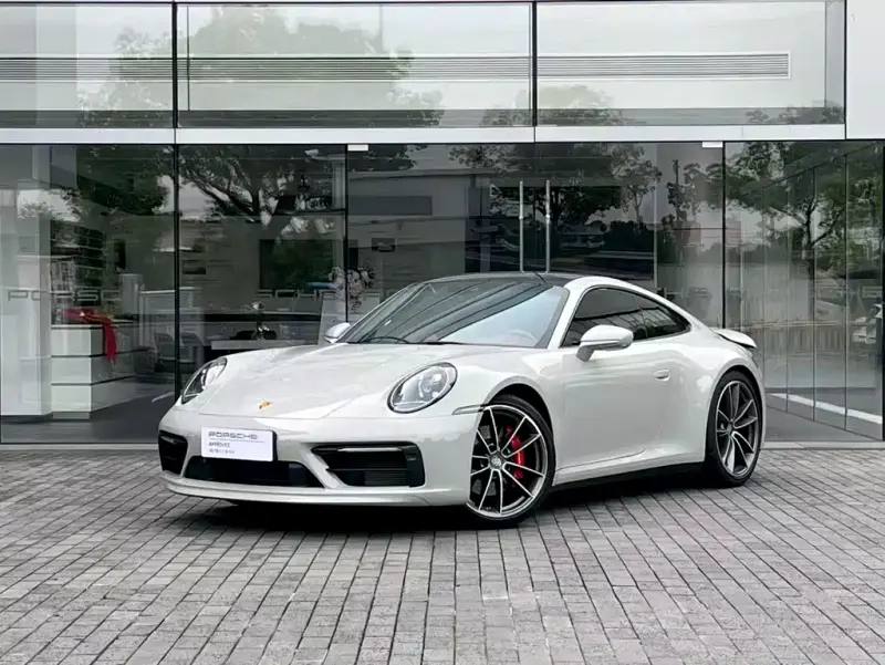 Porsche 911, 2023