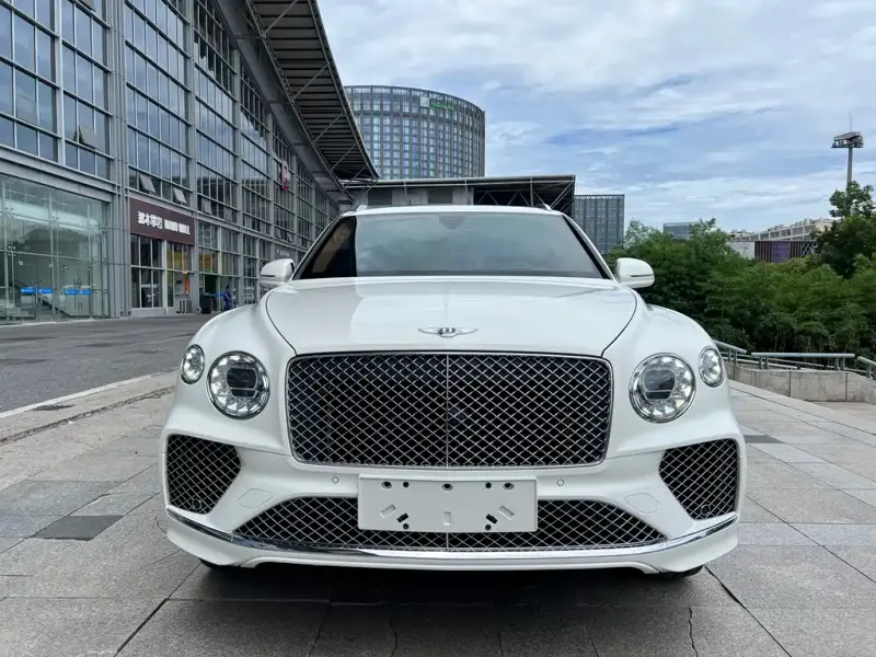 Bentley Bentayga, 2022