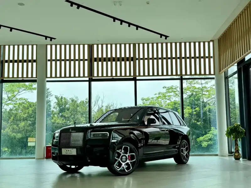 Rolls-Royce Cullinan, 2022