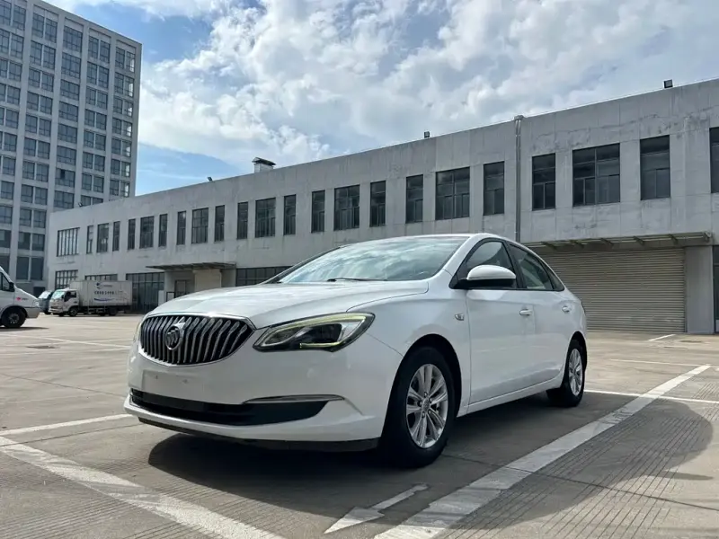 Buick Excelle, 2015