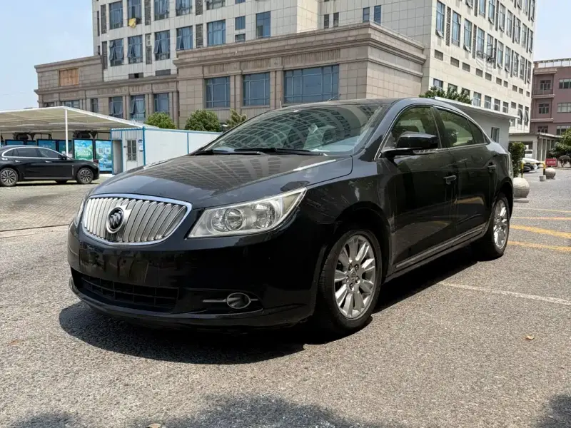 Buick LaCrosse, 2013