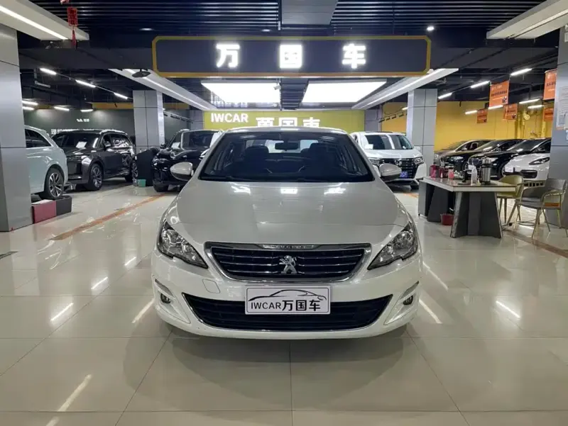 Peugeot 408, 2015
