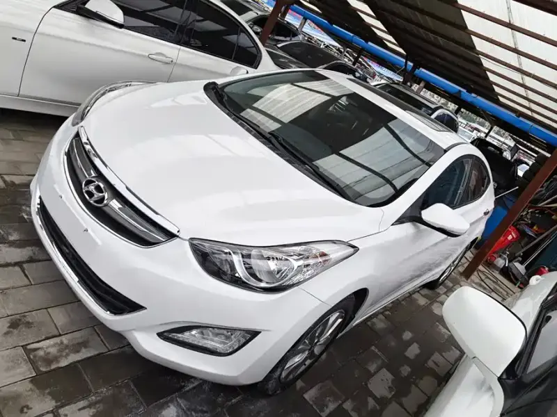 Hyundai Elantra Langdong, 2016