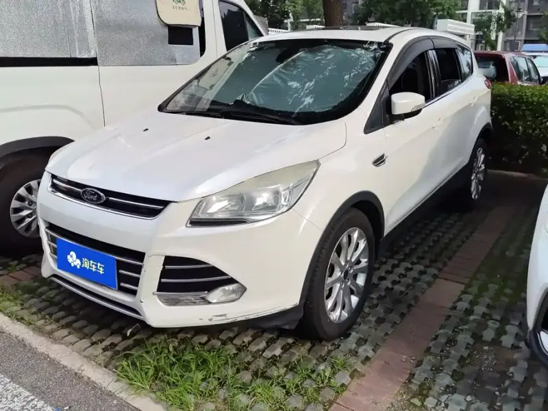 Ford Kuga, 2014