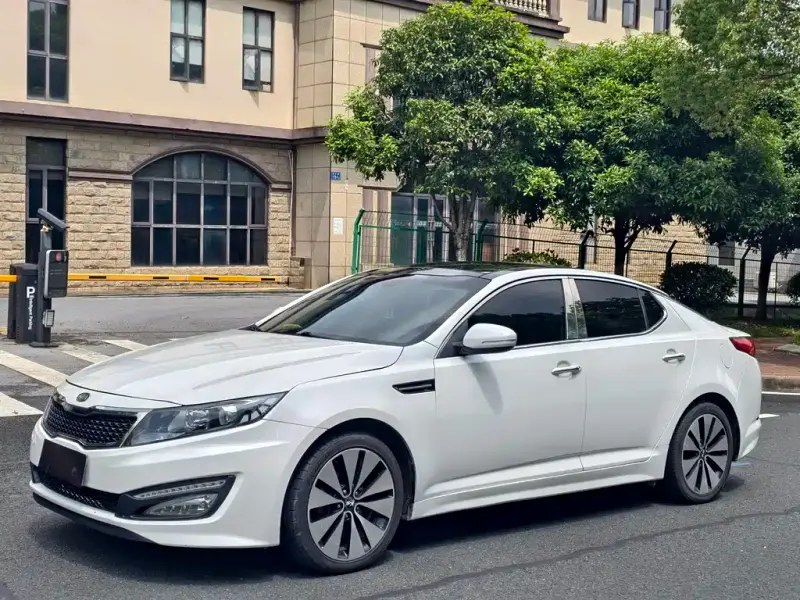 Kia K5, 2014