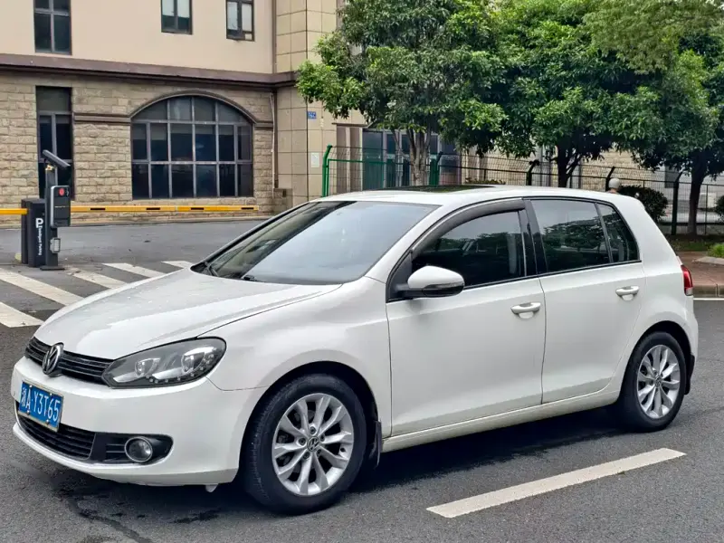 Volkswagen Golf, 2014