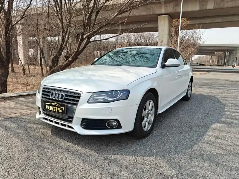 Audi A4L, 2011