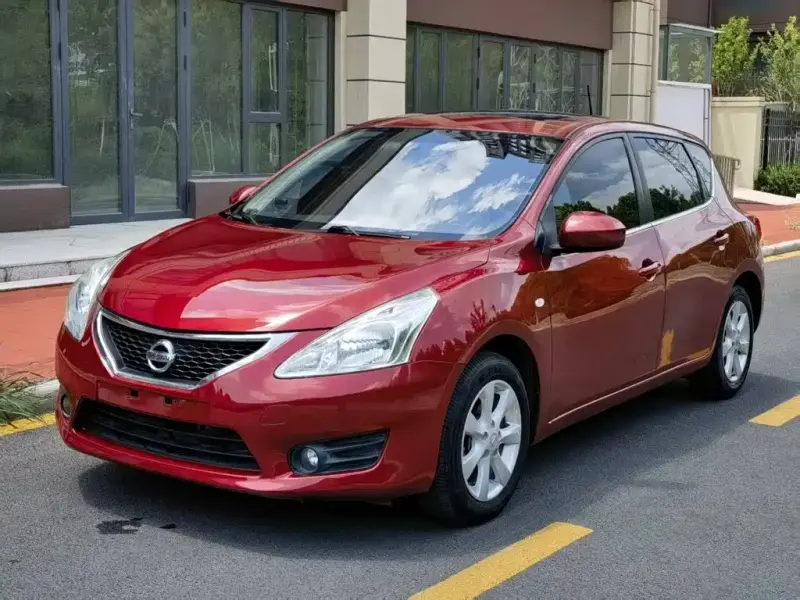 Nissan Tiida, 2015