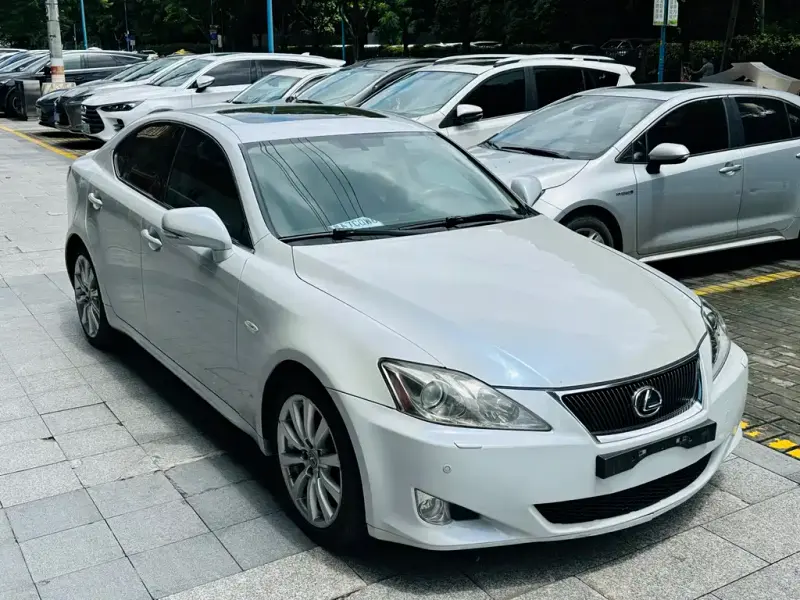 Lexus IS, 2008