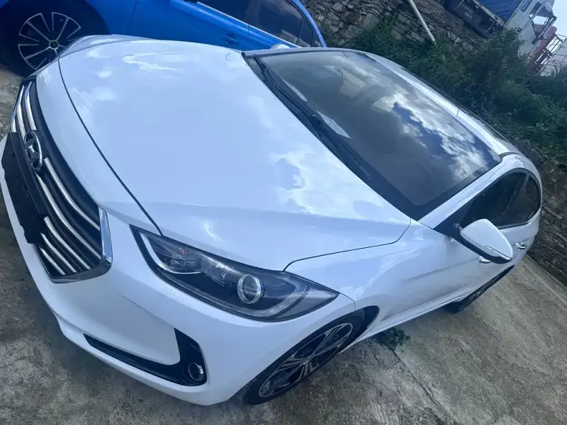 Hyundai Elantra, 2019