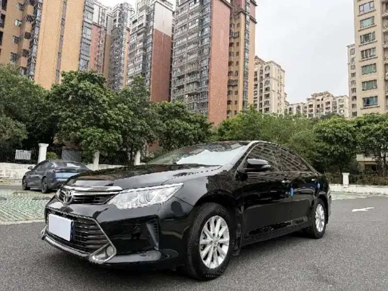 Toyota Camry, 2016
