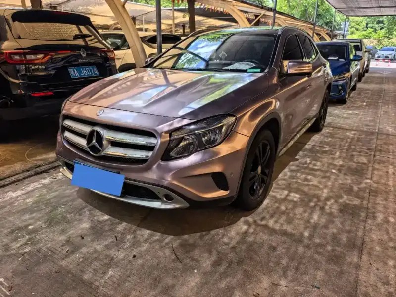 Mercedes-Benz GLA, 2015