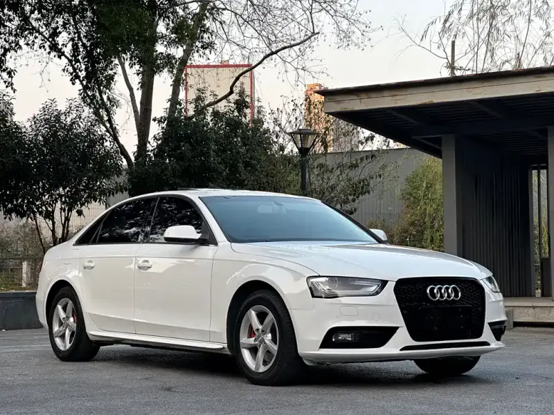 Audi A4L, 2016