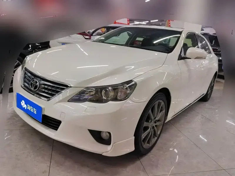Toyota Reiz, 2013