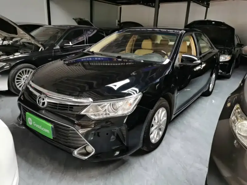 Toyota Camry, 2015
