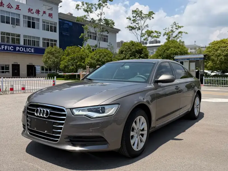 Audi A6L, 2014