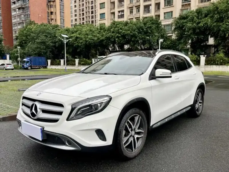 Mercedes-Benz GLA, 2016