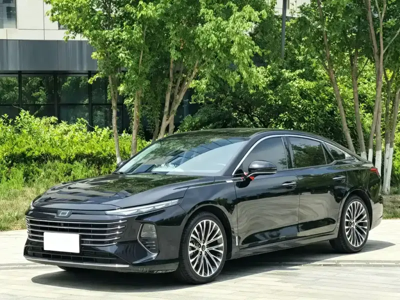 Bestune B70, 2025