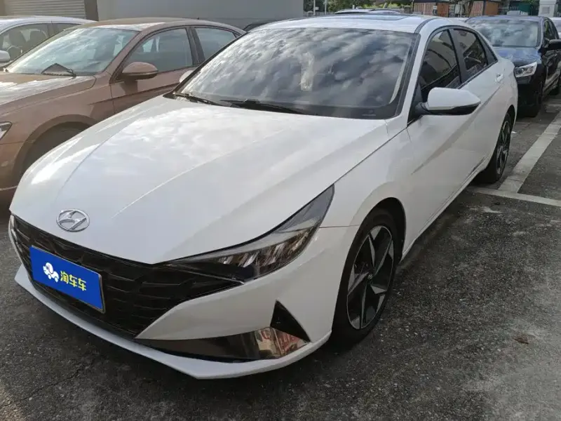 Hyundai Elantra, 2021