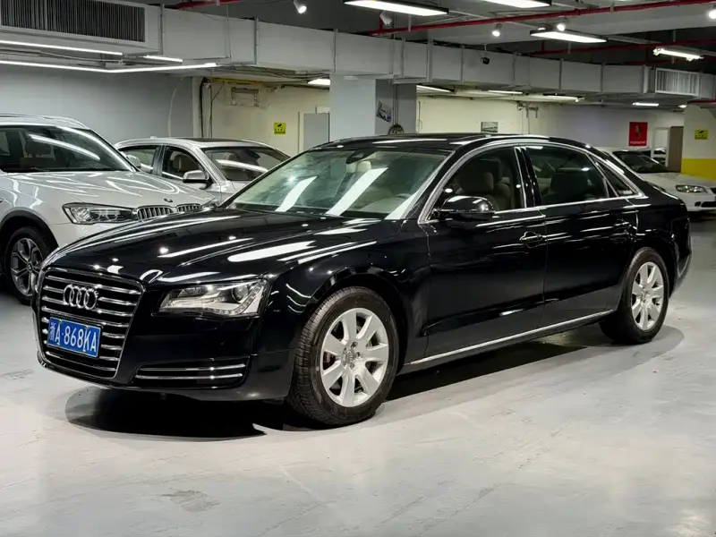 Audi A8, 2011