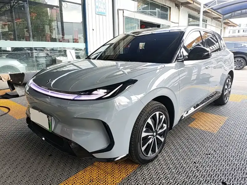 ARCFOX T1, 2026