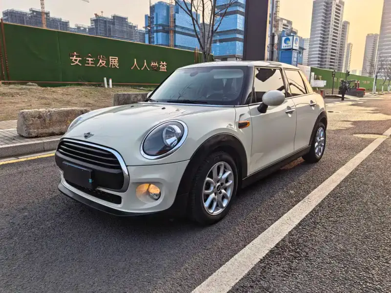 MINI Mini, 2018