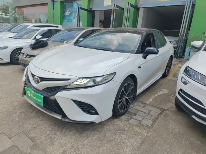 Toyota Camry, 2018
