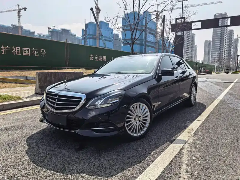 Mercedes-Benz E-Class, 2015