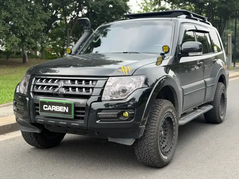 Mitsubishi Pajero (Import), 2016