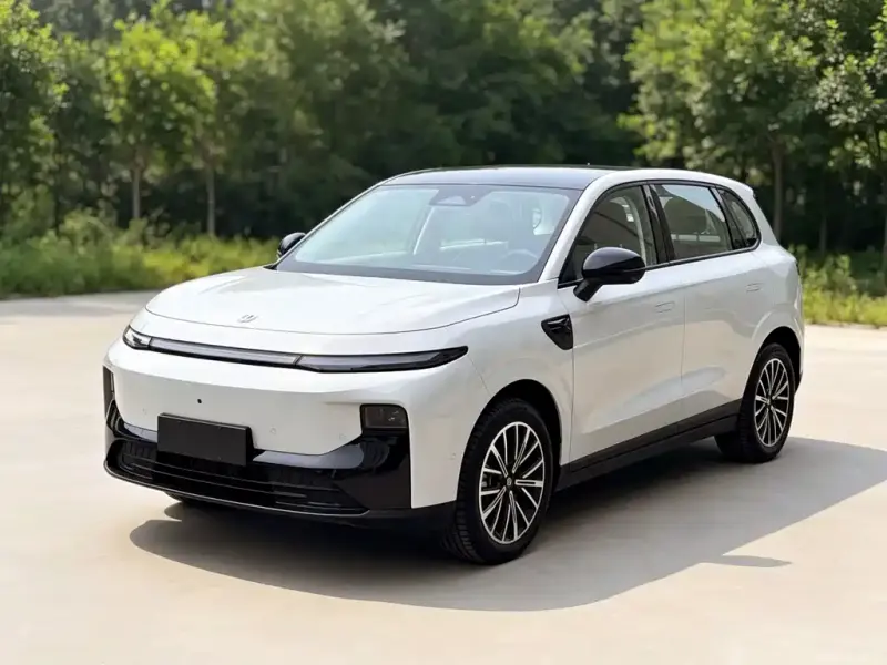 Leapmotor B10, 2025