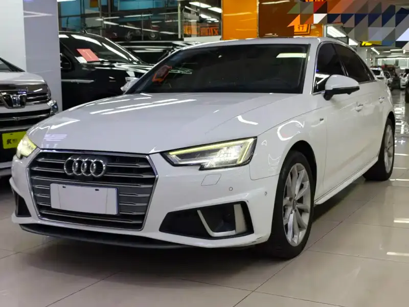 Audi A4L, 2019