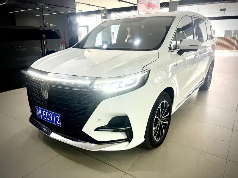 Roewe iMAX8, 2022