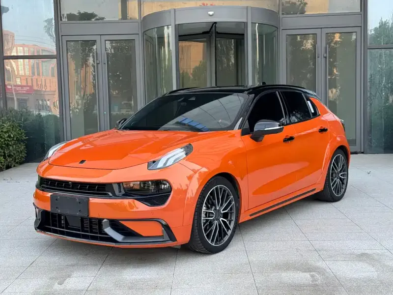 Lynk & Co 02 Hatchback, 2022