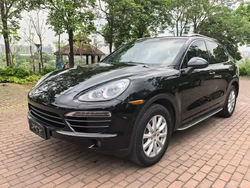 Porsche Cayenne, 2013