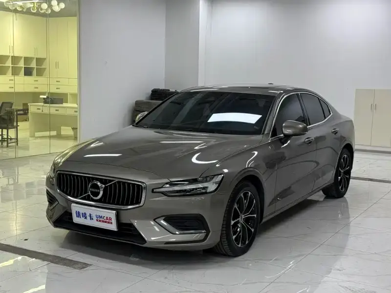 Volvo S60, 2021