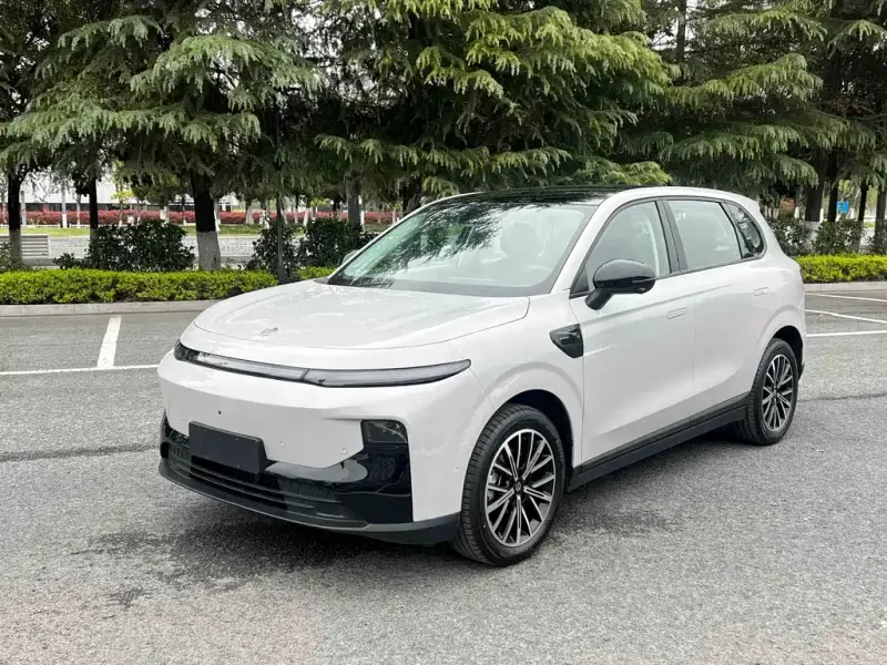 Leapmotor B10, 2025