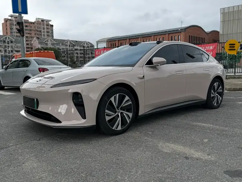 NIO ET5, 2024