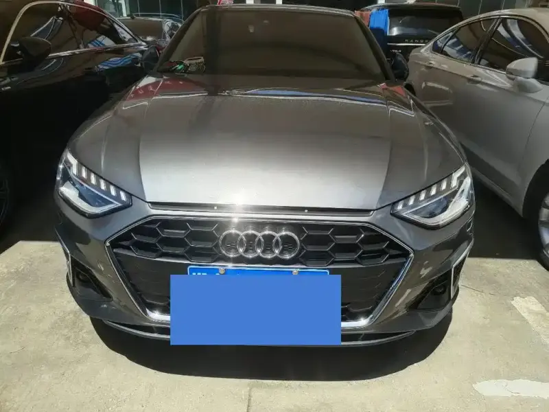 Audi A4L, 2021