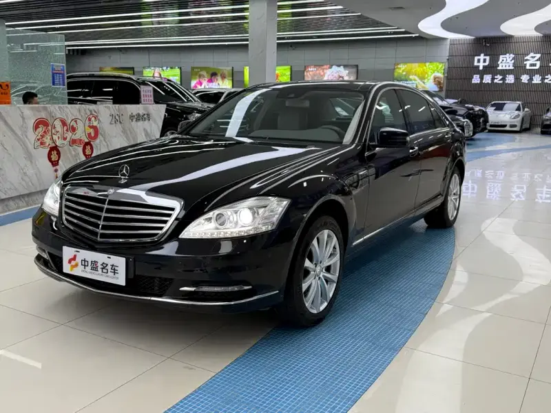 Mercedes-Benz S-Class, 2011
