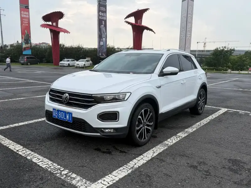 Volkswagen T-Roc, 2022