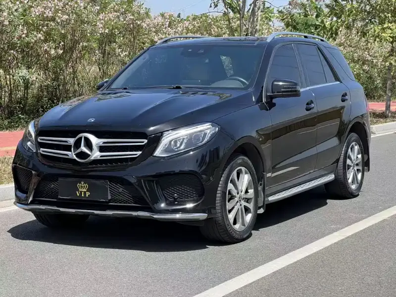 Mercedes-Benz GLE( ), 2017