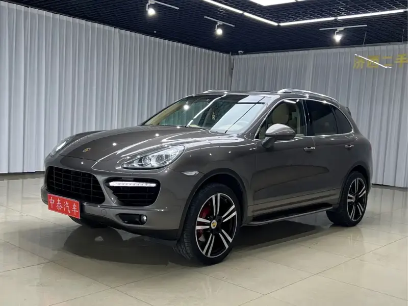 Porsche Cayenne, 2014