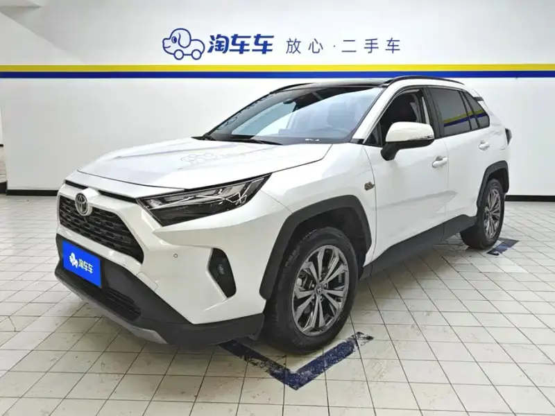 Toyota RAV4, 2024