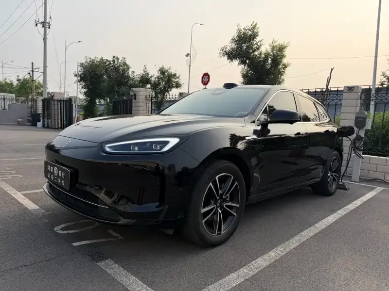 AITO M5, 2024