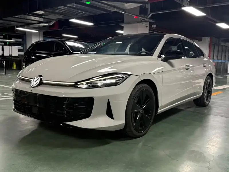 Volkswagen Lamando, 2025